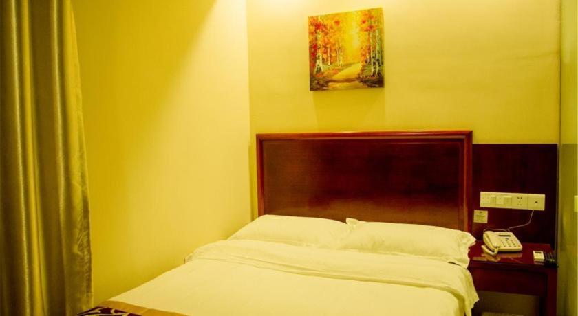 Greentree Inn Nanjing Lishui District Lishui Airport Road Express Hotel מראה חיצוני תמונה