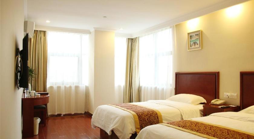 Greentree Inn Nanjing Lishui District Lishui Airport Road Express Hotel מראה חיצוני תמונה