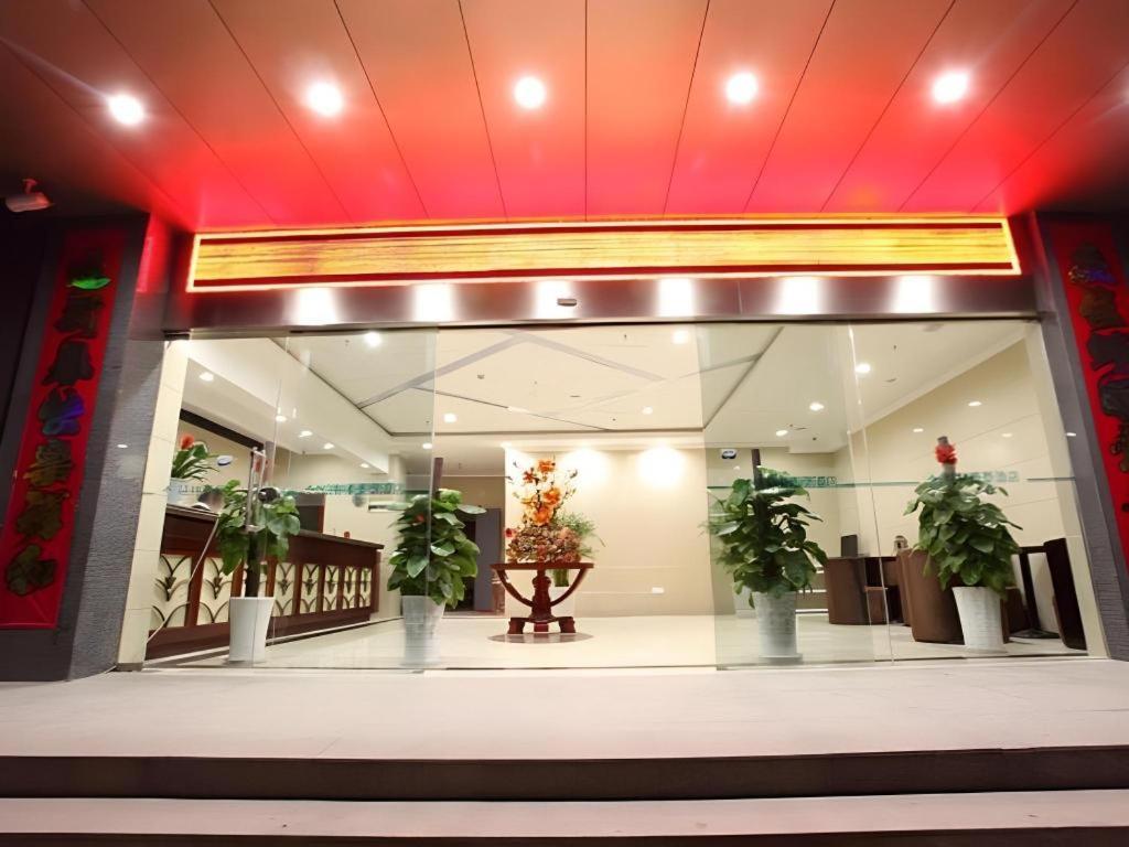 Greentree Inn Nanjing Lishui District Lishui Airport Road Express Hotel מראה חיצוני תמונה